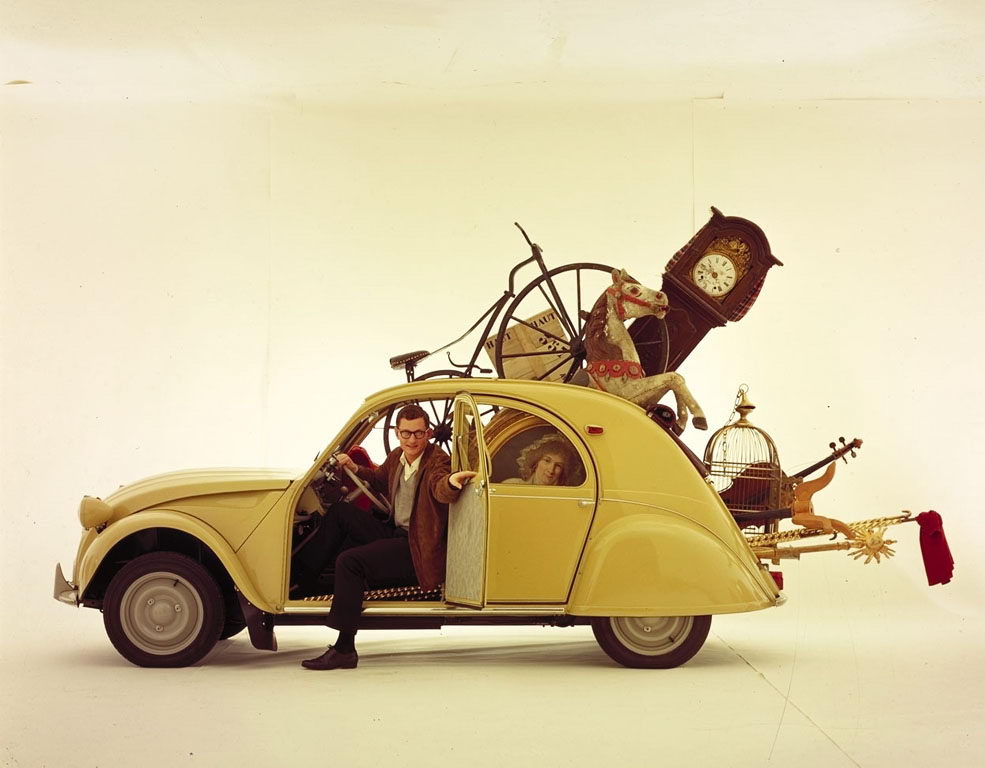 Citroen 2 CV 001.jpg